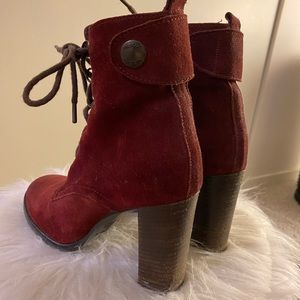 Suede burgundy color boots, Geox